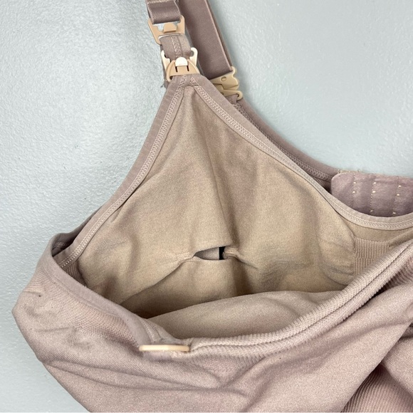 Kindred by Kindred Bravely beige Hands-Free Pumping & Nursing bra, XXL Busty. - Picture 5 of 9